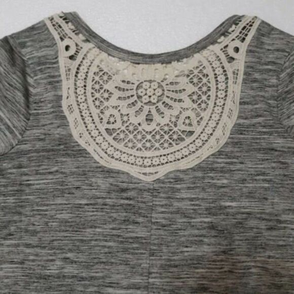 Altar'd State Womens Sz Small Pullover Swing Top With Lace Swing Fit - Picture 2 of 8